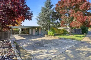 Comfy & Clean! 2 King Beds | ~1 mile to Downtown - Image 2