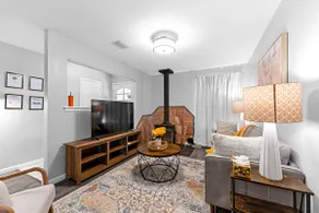 Cosy 4-Bedroom house close to DFW and AT&T Stadium - Image 3