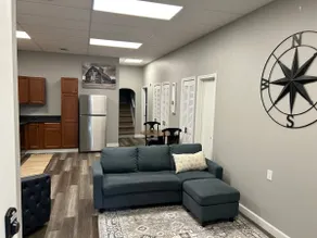 Main Street Retreat - Image 3