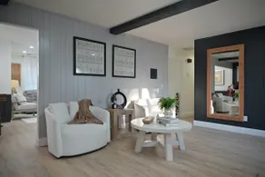 Modern Haven ， The Luxe Four Residence - Image 4