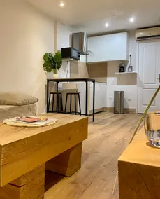 Cozy apartment • Parking / Gare / Center - Image 3