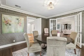 Summit Ave Home - Image 4