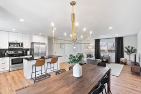 Large 5 BR w/2 King & 3 Queen, 15 Min to Red Rocks - Image 2