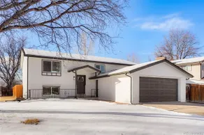 Large 5 BR w/2 King & 3 Queen, 15 Min to Red Rocks - Image 3