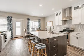 Beautiful townhome in Ammon Idaho - Image 2