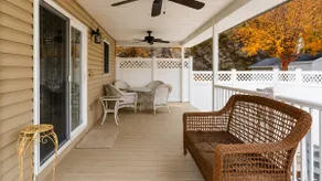 Cayuga Lake Dock Sleeps 10 Near Wineries - Image 5