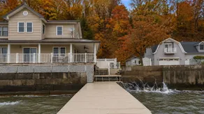 Cayuga Lake Dock Sleeps 10 Near Wineries - Image 5
