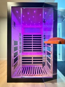 Sauna - Pool table - Foosball - Arcade - Grill - Image 2