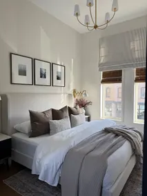 Mayday…a Vintage, modern downtown retreat - Image 2