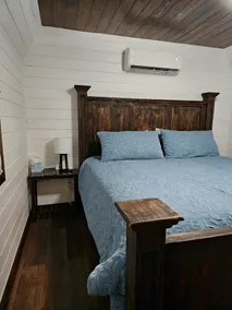 The Cabin at Transylvania - Image 5