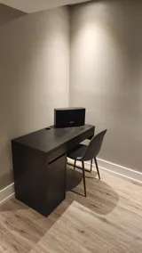Modern 1 BDR Suite | Sleep 4 | Pvt Entry | Near GO - Image 4