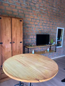 Family Room - Image 4