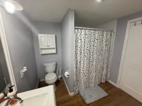 3 Bed 2 Bath house in West Springfield. - Image 4