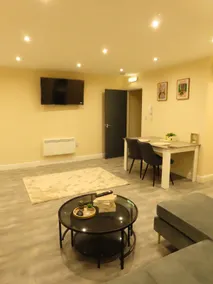 Ashburnam Apartment - Image 5