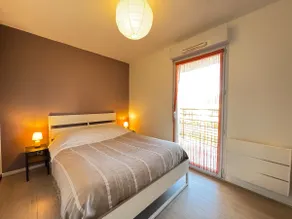 Le Bignon - Wifi, TV, 4 personnes, 1 min à pied du tram - Image 3