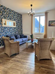 Spacious house, terrace, playroom - Image 5