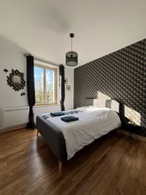 Spacious house, terrace, playroom - Image 4