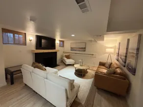 Walkable 3BR Monroe District Mid-Century Craftsman - Image 3