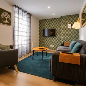 Cozy 1-Bedroom Apartment in the Center – Bed linens included, everything within walking distance + Garage - Image 4