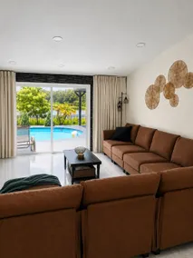 Sunset Haven - Private Pool -Lake-3BR-2BA - Image 2