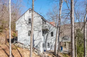 Waterville Estate chalet perfect for relaxing stays Access to Pool, Hot Tub, Gym - Image 4