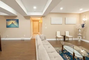 Executive 2BR Lower Suite · Private & Spacious - Image 5