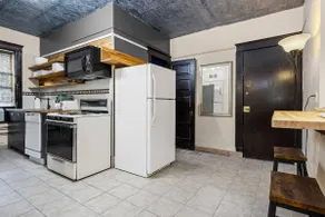 #2 Chapala - Spacious 2 Bedroom Downtown Condo - Image 4
