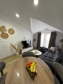 Modern 2-bedroom apartment with pool & beach proximity in Side - Image 2