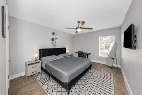 2BR Tampa Retreat | Pool + Gym | 10 Min to TPA - Image 3