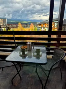 Ski & Golf Cozy Cappuccino Suite - Image 3