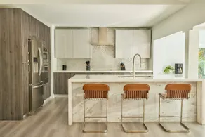 Cumpa’s House: Mid-Century Pinecrest Pool Retreat - Image 5
