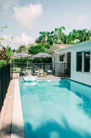 Cumpa’s House: Mid-Century Pinecrest Pool Retreat - Image 2