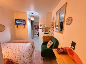 Cozy and Warm Studio - Image 3