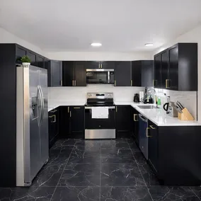 5BR Luxury Ferndale House - Image 2