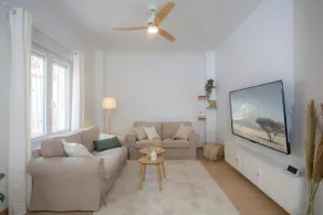Townhouse in Pedralba with patio and barbecue - Image 3