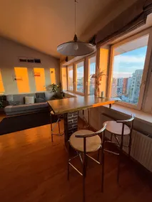 Penthouse Apartment with Great Panoramic City View - Image 2