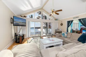 Lakefront, Hot Tub, Dock, Firepit, Great Deck - Image 4
