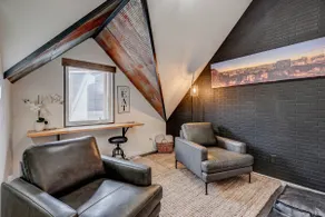 Industrial Executive Suite - Image 4