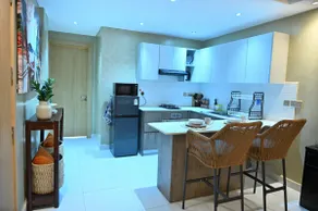 Warm & Cozy 1BR • Parklands-Skyway by Alif - Image 3