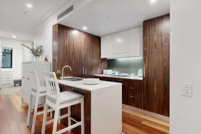 Courtyard City Apartment - Image 5