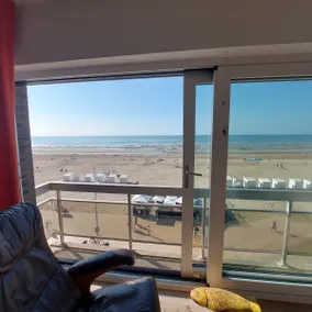 Beachsuite Koksijde breathtaking view on North Sea - Image 5