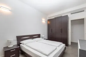 Captain's Tower 1 Apartment - Image 3