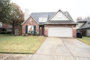 Spacious Broken Arrow Retreat with Pool & Hot Tub! - Image 2
