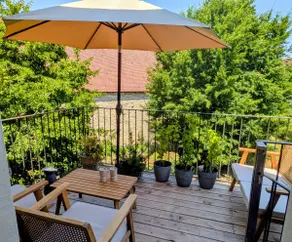 Cozy accommodation with terrace and garden. - Image 3