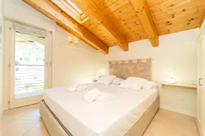 The A-LINE Lake COMO view apt A with pool & garage - Image 4