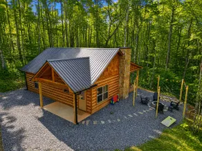 Summertime Cabin - Hot Tub, Sauna & Views - Image 2