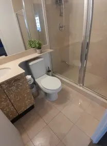 4 beds stay in great location - Image 4
