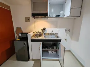 Studio apartment with balcony next to UPTC - Image 3