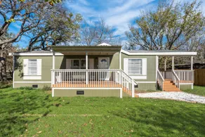 Newly Remodeled Mobile Home The Green Showcase! - Image 2