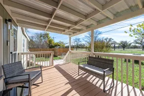 Newly Remodeled Mobile Home The Green Showcase! - Image 3